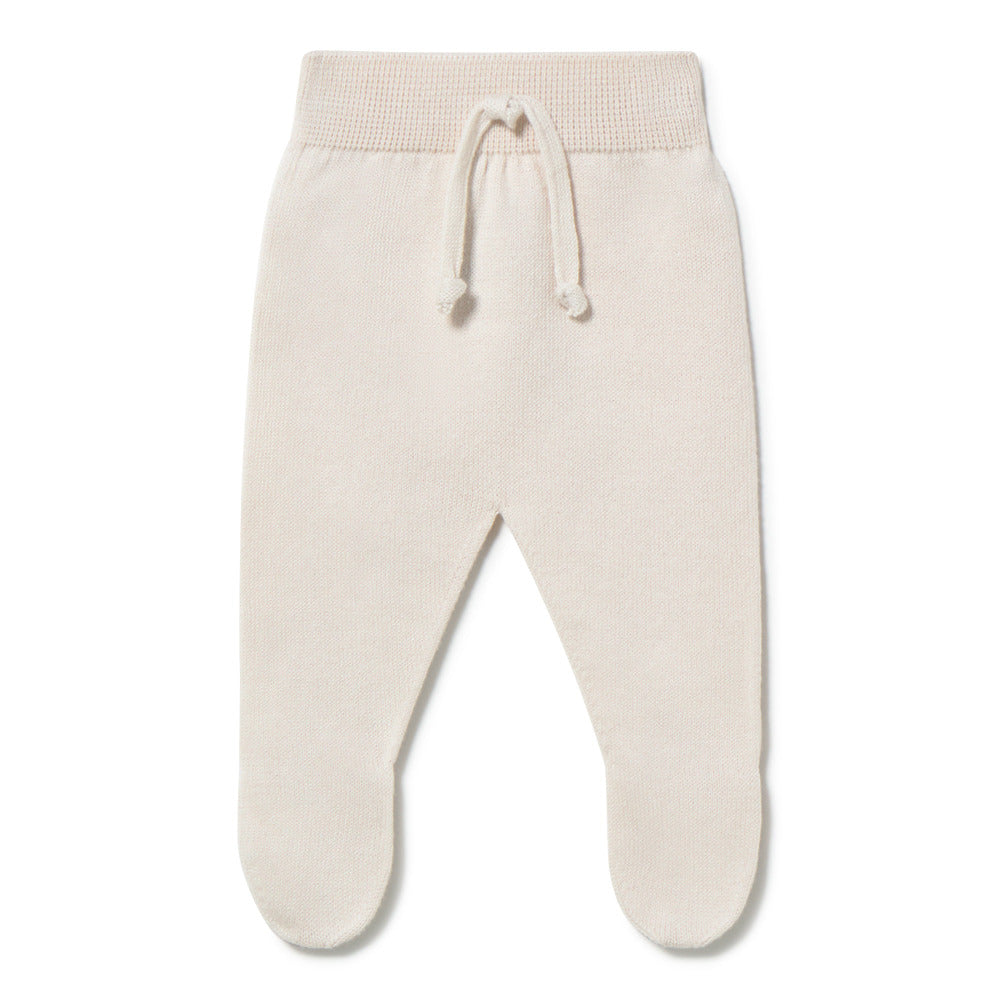Camisola Trepasse com Detalhe em Renda + Calças + Touca Minimalista.