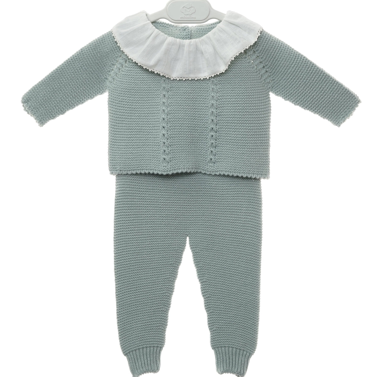 Conjunto em tricot com gola.